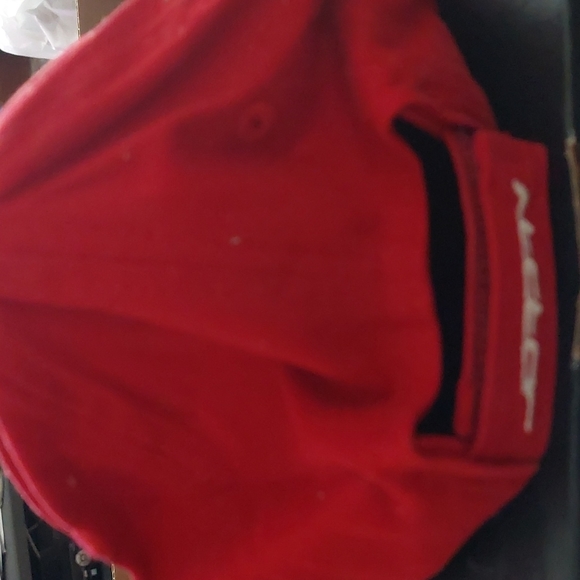 Jordan Infant Baseball Hat Adjustable strap Color: Red w/white jumpman logo - Picture 3 of 11